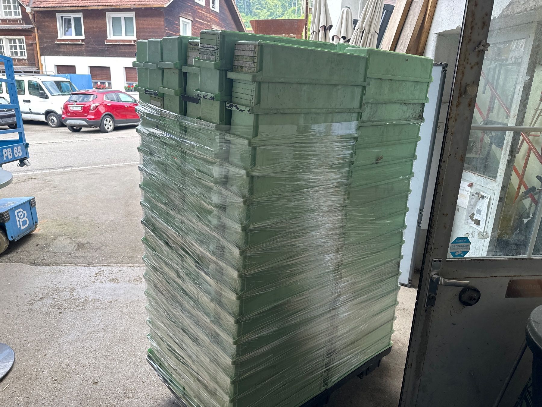 Contenitori & Simili: 200Stk gebrauchte SSI Schäfer Sortierboxen b13xh11xt59cm – Usato da Necker venduto da liq24 2