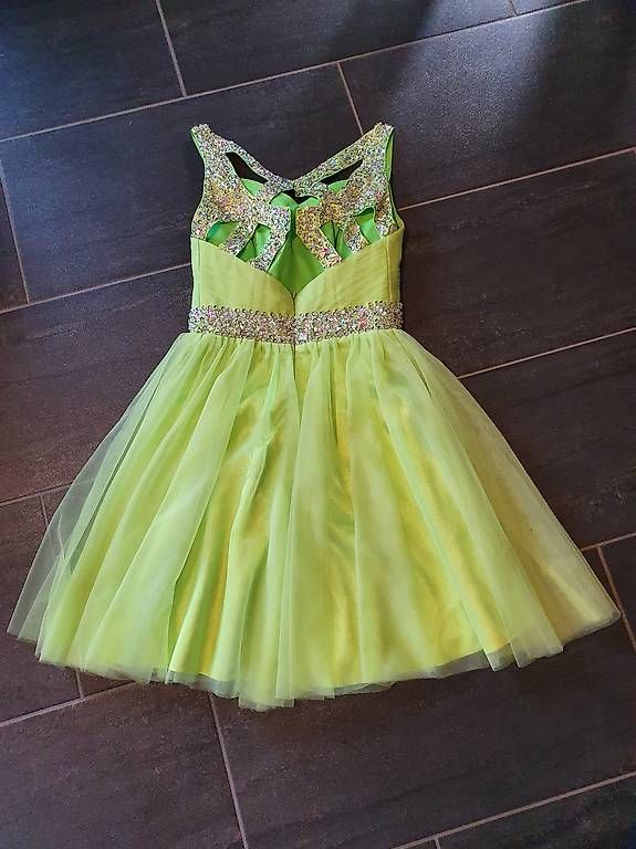 Vestiti: Festkleid grösse 36-38 – Usato da Buhwil venduto da Sindarella02 2