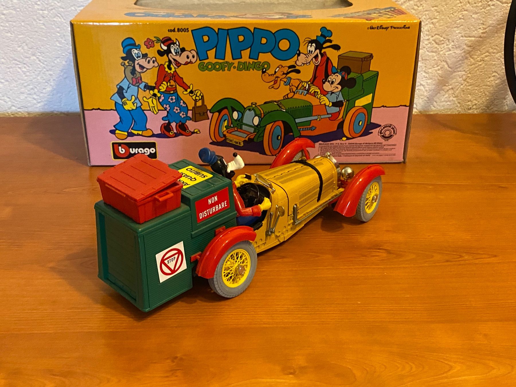 Bugatti Modellautos: Burago  Bugatti Pippo Goofy / Dingo 1/18 – Gebraucht aus Bonfol von zagato43e 1