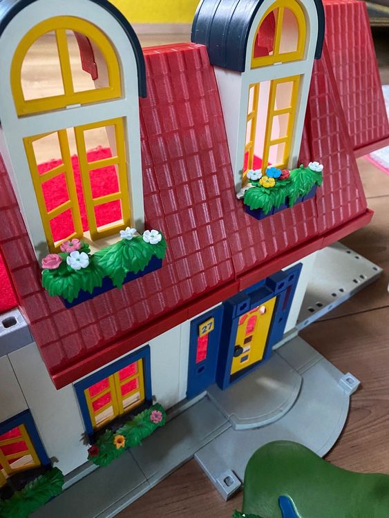 playmobil-haus-alt-mit-viel-zubeh-r-acheter-sur-ricardo