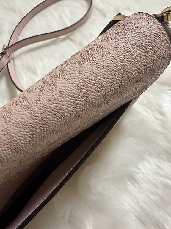 Taschen für Damen: Michael Kors Umhängetasche "rosa" – Gebraucht aus Zürich von dig_7v7m 4