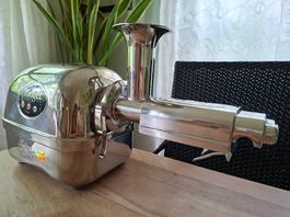 Angel Juicer 8500S Slow -top Zustand mit extra Sonderzubehör