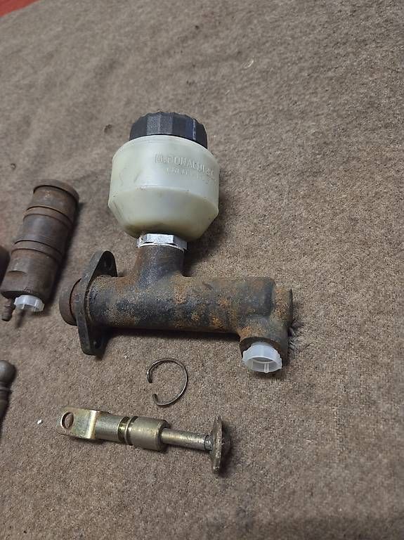 Alle Autoersatzteile: De Tomaso Pantera Servolenkung, orginal – Gebraucht aus Adliswil von Ducatisti77 1