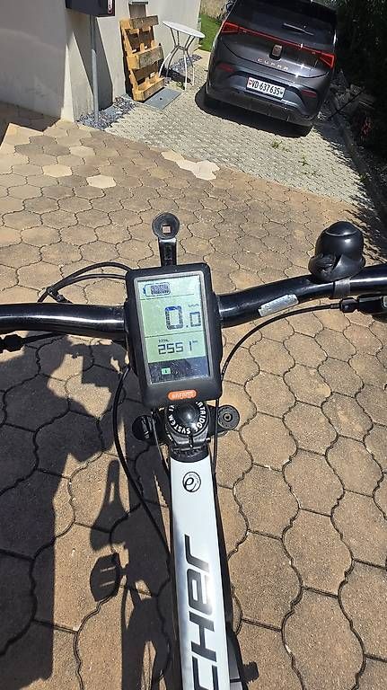 Biciclette: VTT Électrique Fischer - 24 vitesses – Usato da St-Livres venduto da cmtalves 1