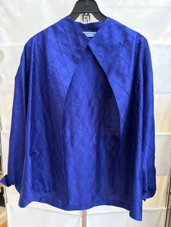 Schatulle, edle Seidenjacke, Grösse M/L, Basel-Zürich Chic!
