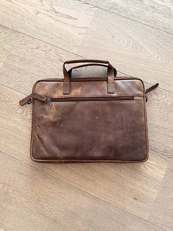 Koffer & Taschen: Laptoptasche - Leder – Gebraucht aus Kriens von shibydema