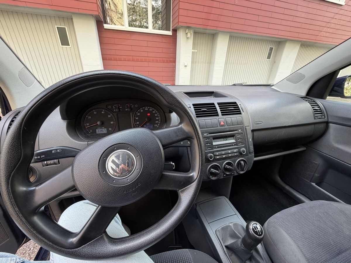 VW Automobili: VW Polo 1.4 Mit Wenig KM – Usato da Bazenheid venduto da zku_nsq6 3