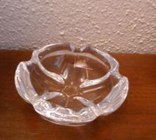 Aschenbecher aus Glas, schwer %