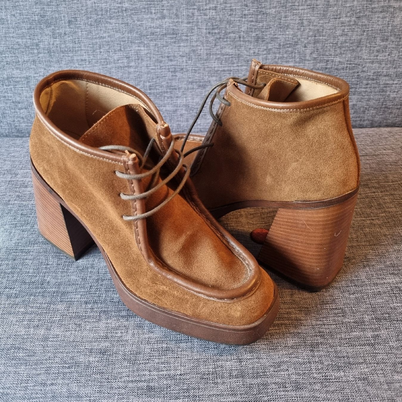 Scarpe da donna: Wildleder Stifelette KMB Gr.39 – Usato da Ennenda venduto da Maedli 1