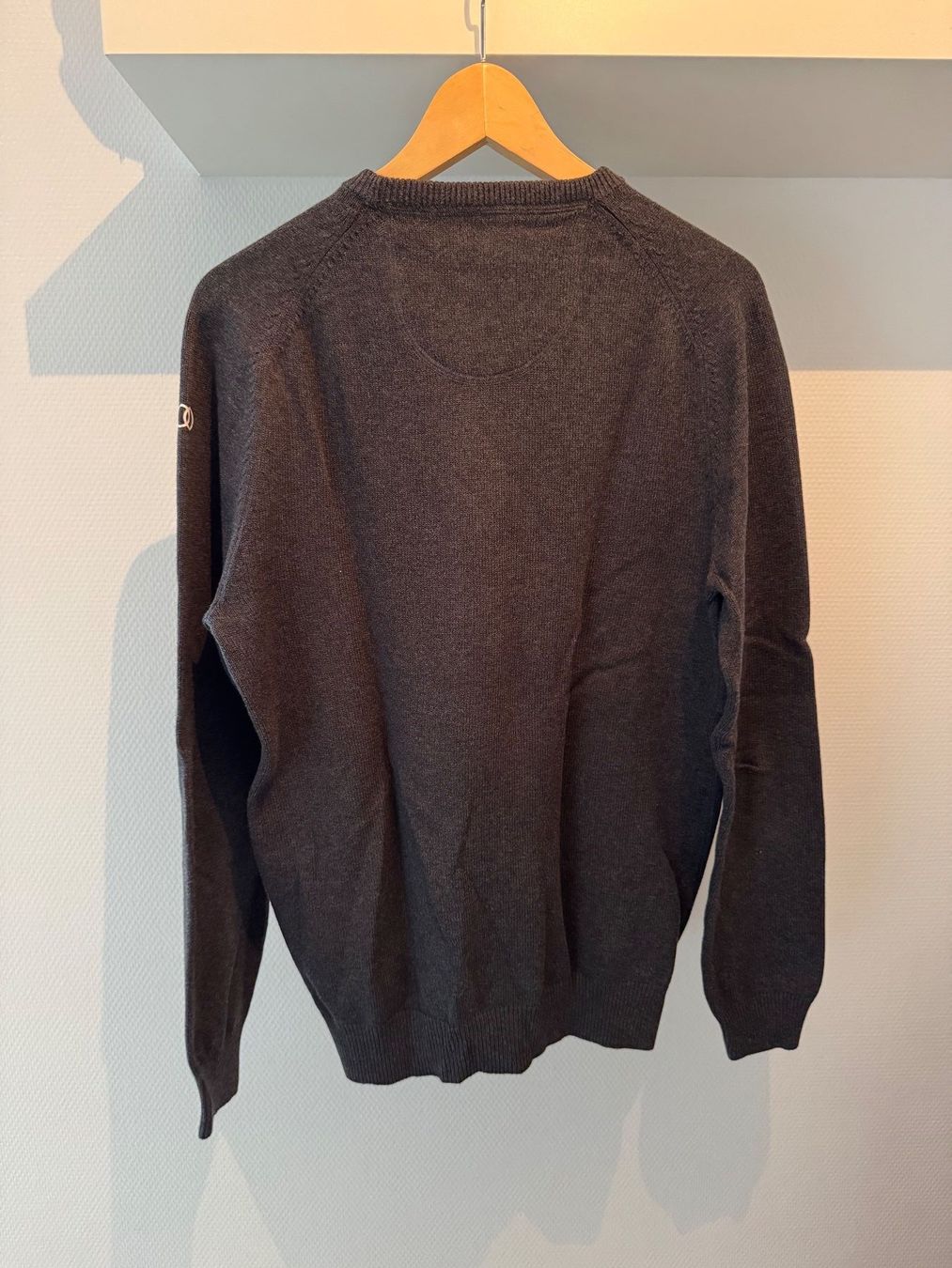 Globus Maglioni & Felpe: Swiss Ski Pullover – Nuovo (secondo la descrizione) da Zürich venduto da maj_x5cp 4