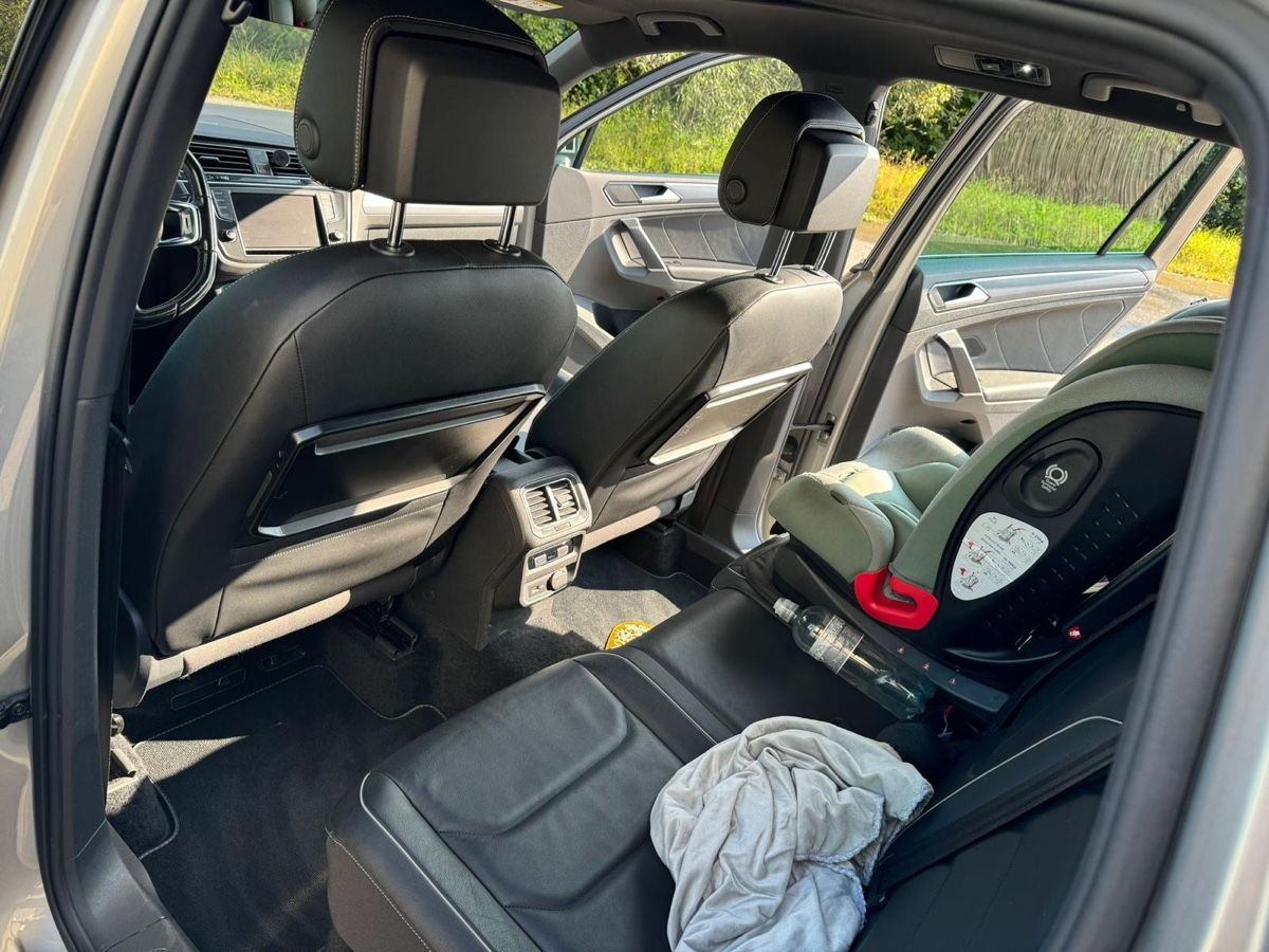 VW Automobili: VW Tiguan R Line 2.0 TDI – Usato da Tagelswangen venduto da bisi9689 3
