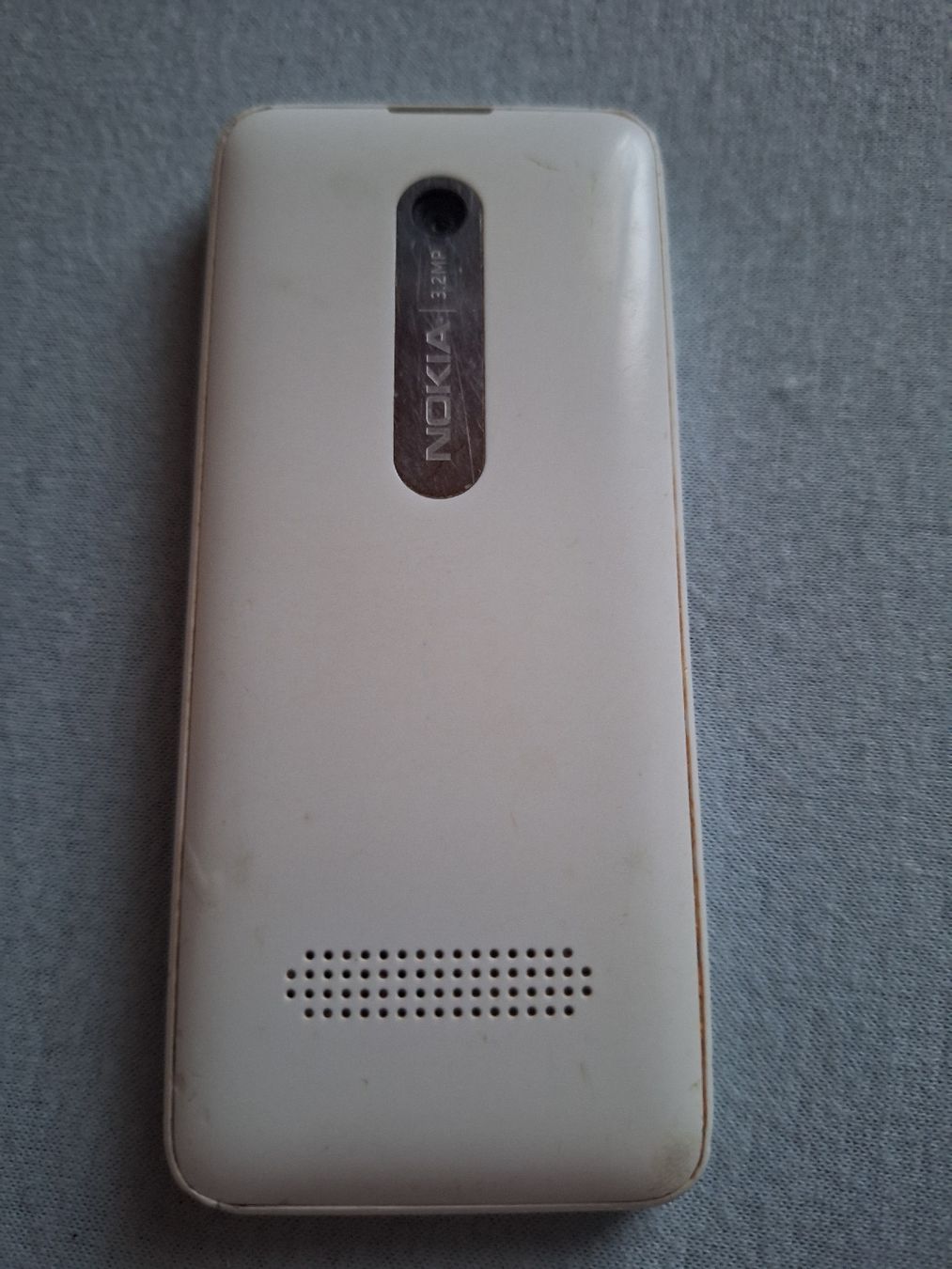 Nokia Telefoni cellulari / Smartphones: Téléphone portable Nokia vintage 2010 – Difettoso da Tannay venduto da v1n1p00h 2
