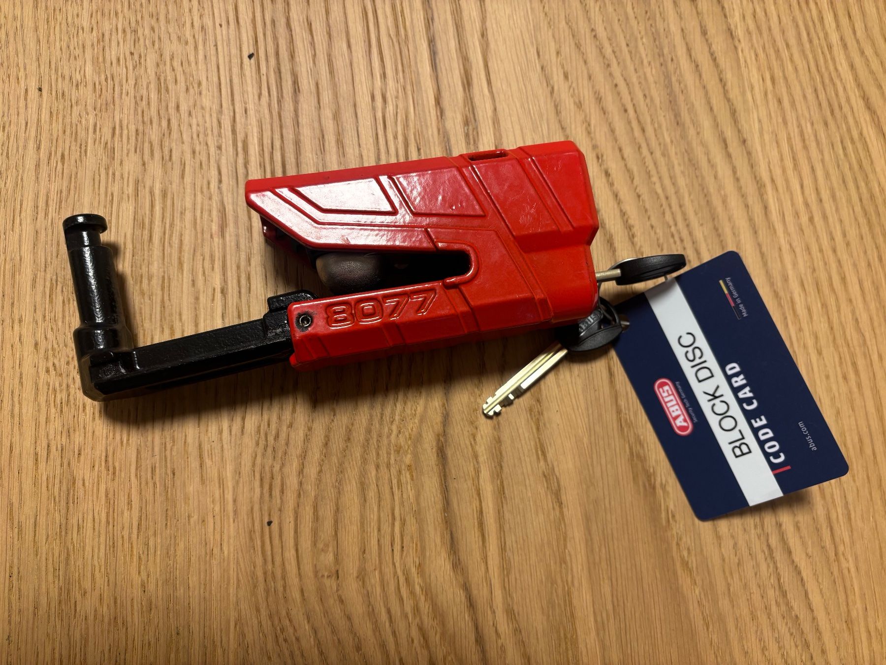 Abus Lucchetti: BLOC DISC ABUS GRANIT DETECTO XPLUS 8077 RED – Usato da Villars-sur-Glâne venduto da Swim_bike_run 2