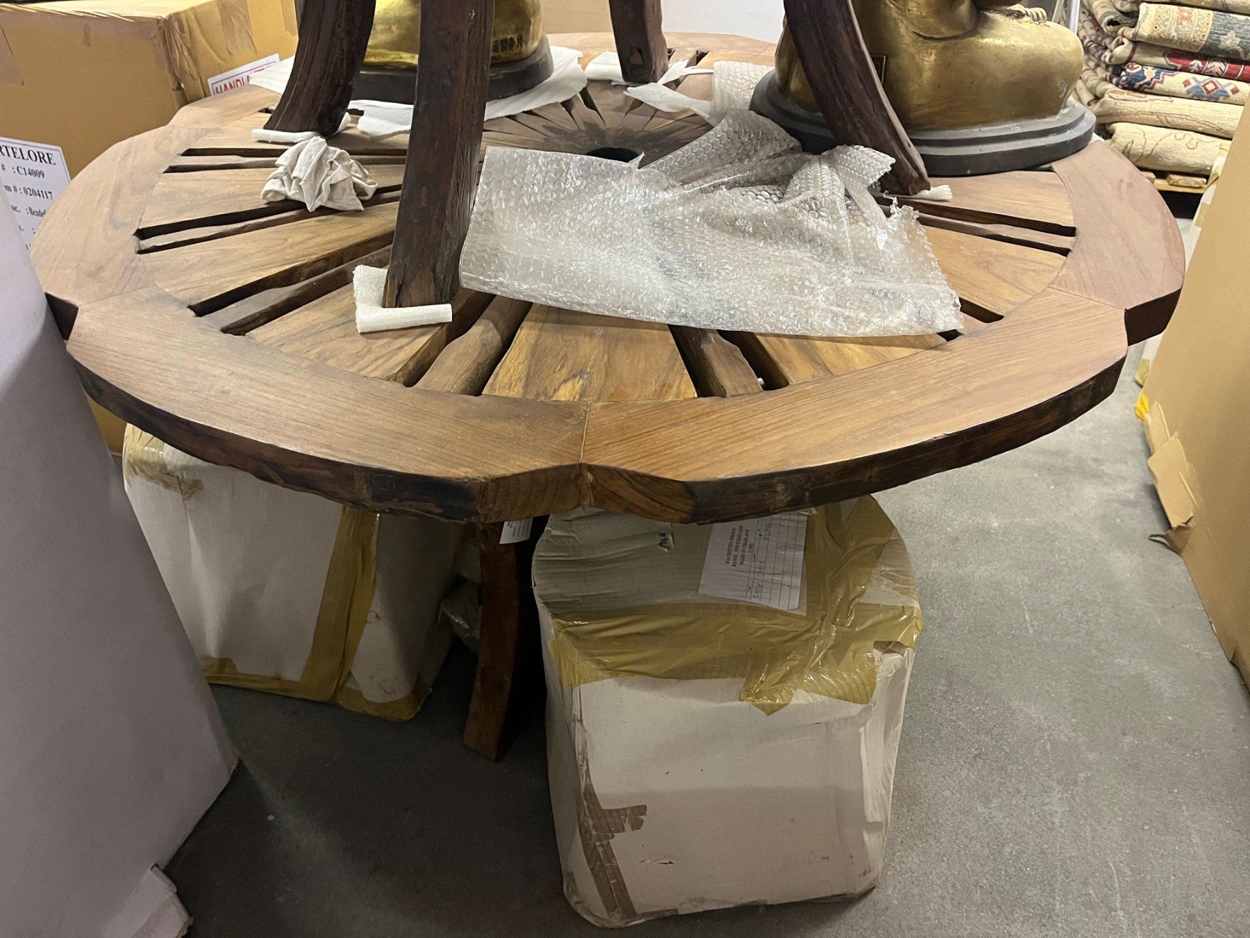 Tavoli: Runder Tisch mit Blattdesign Thai | LIQUIDATIONSVERKAUF – Nuovo (secondo la descrizione) da Alpnachstad venduto da ann_9vpm 1