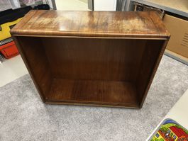 Vintrine mit zwei Glastablaren, Holz, gebraucht