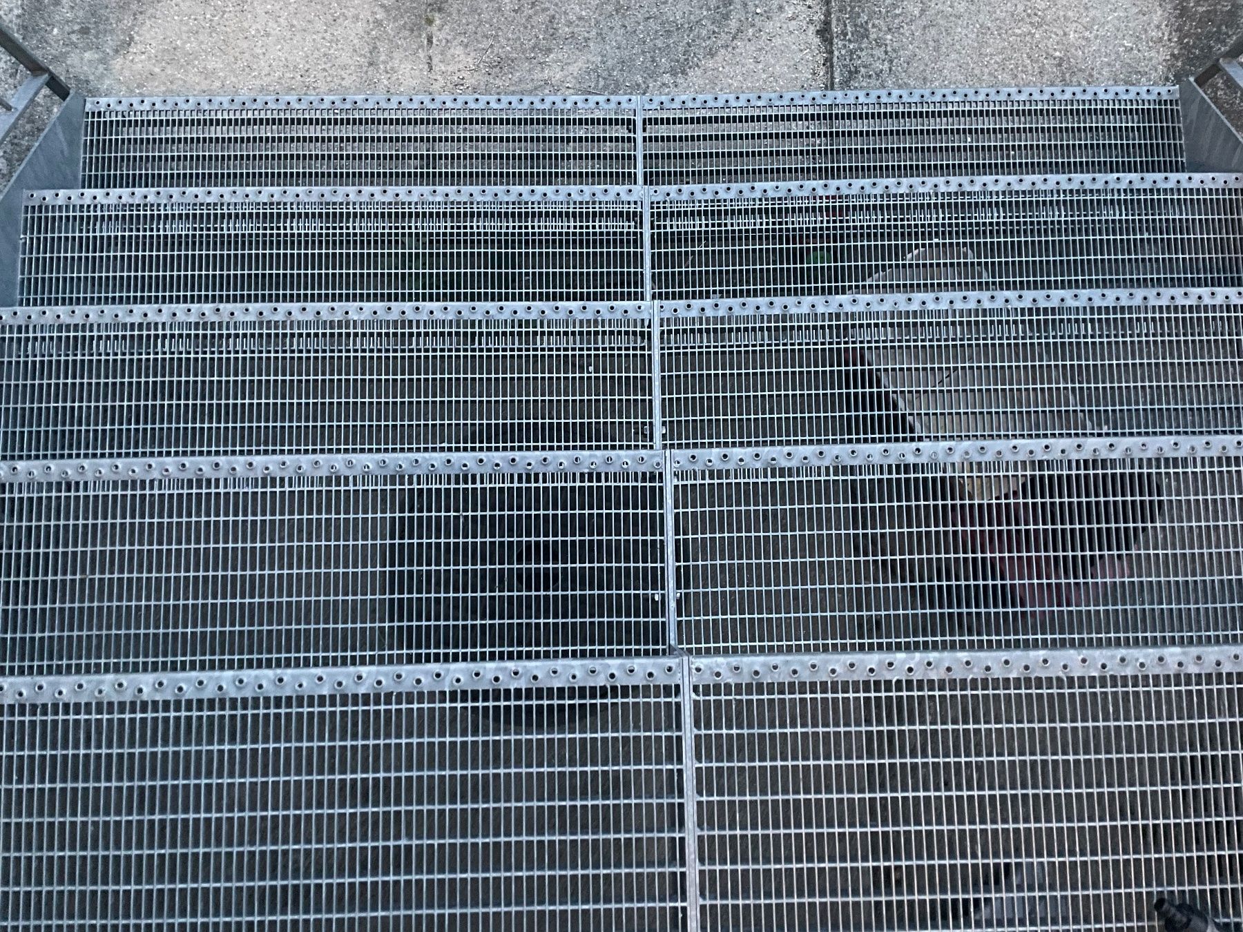 Scale: Aussentreppe / Metalltreppe – Usato da Biel/Bienne venduto da Vamilia 4