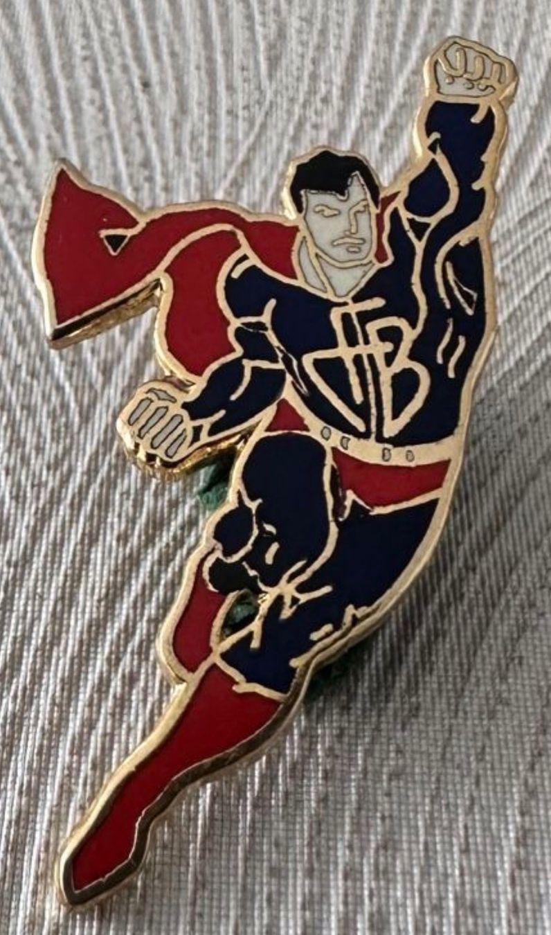 FC Basel Placchette & Badge: FCB  Pin / Anstecker Comic Superheld, cooler Hingucker! – Usato da RHEINFELDEN venduto da Hammer9 1