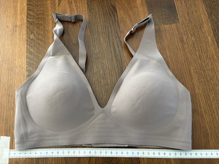 Damen BH nahtlos grau, guter Zustand