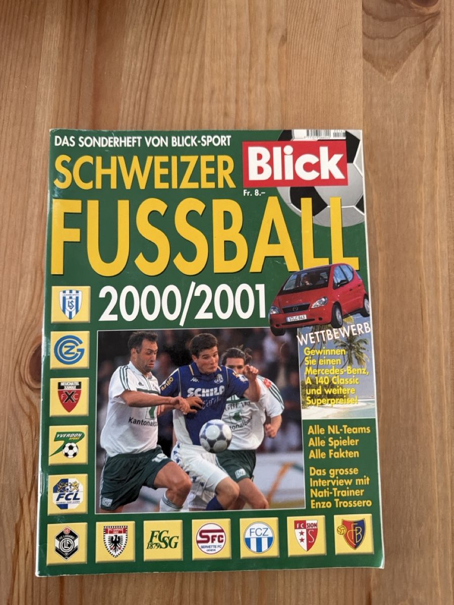 Riviste & Magazine: Schweizer Fussball 2000/2001  – Usato da Gelterkinden venduto da LPKAL