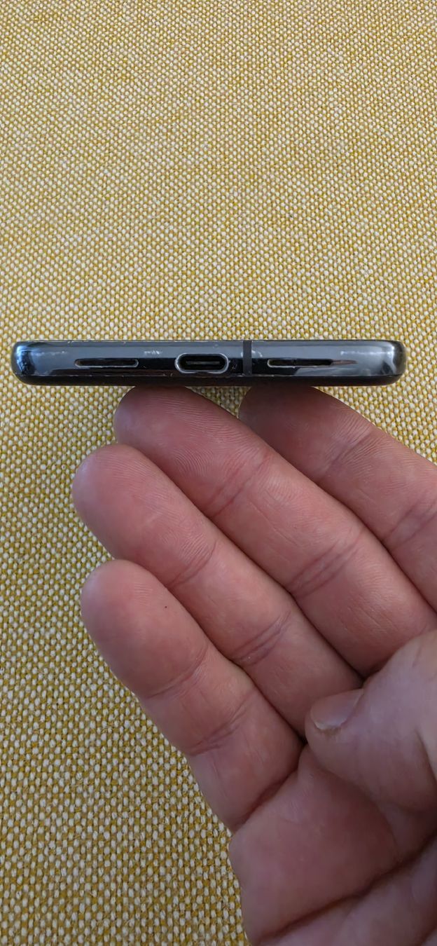 Google Portables: Pixel 8 Pro 512 GB – Défectueux à Bern par tahars 5