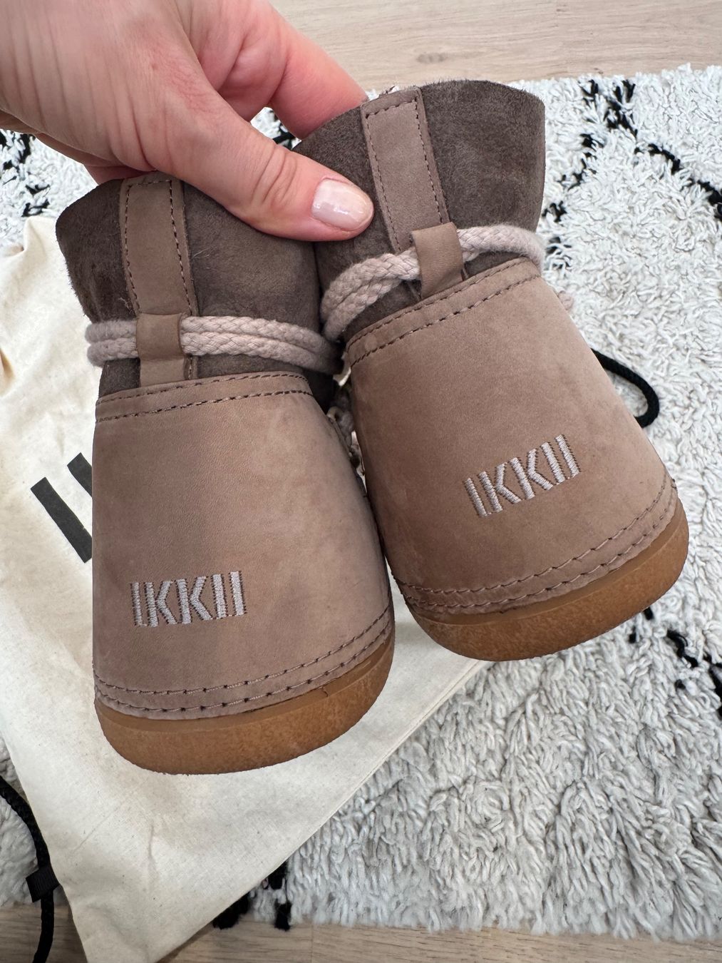 Inuikii Scarpe da uomo: "IKKII" - Schneeschuhe Grösse 35 – Usato da Buchs ZH venduto da crazyhandbaggirl123 4