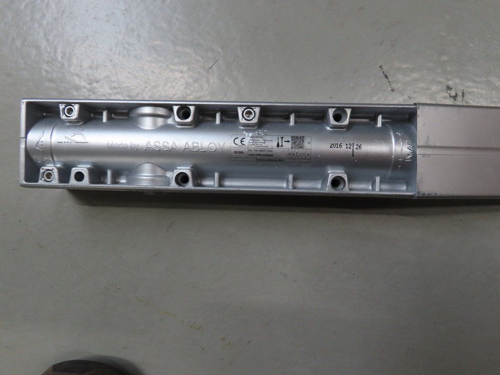 Tutti i ricambio: Türdämpfer ASSA ABLOY – Usato da Alpnach-Dorf venduto da Hess-Automobile 2