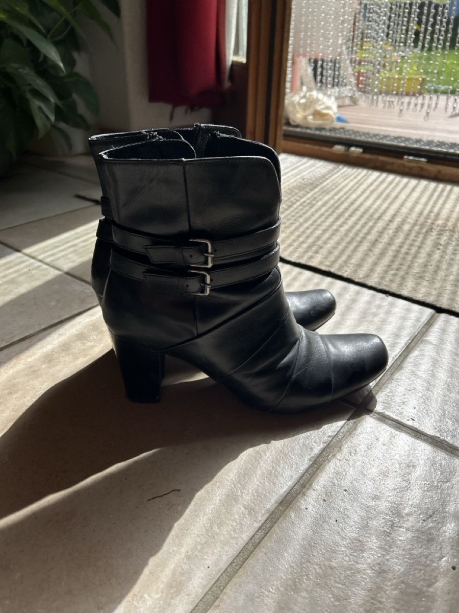 Damenschuhe: Bottines à talon taille 39 – Gebraucht aus Travers von mor_m8qm 1