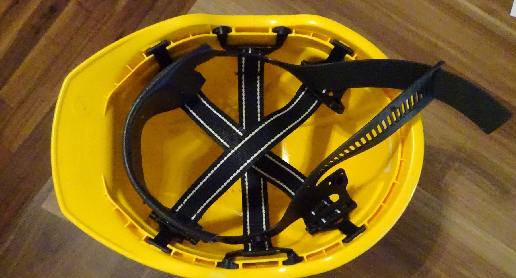 Giocattoli: Helm für den kleinen Bauarbeiter – Usato da Wagenhausen venduto da FrauLang 2