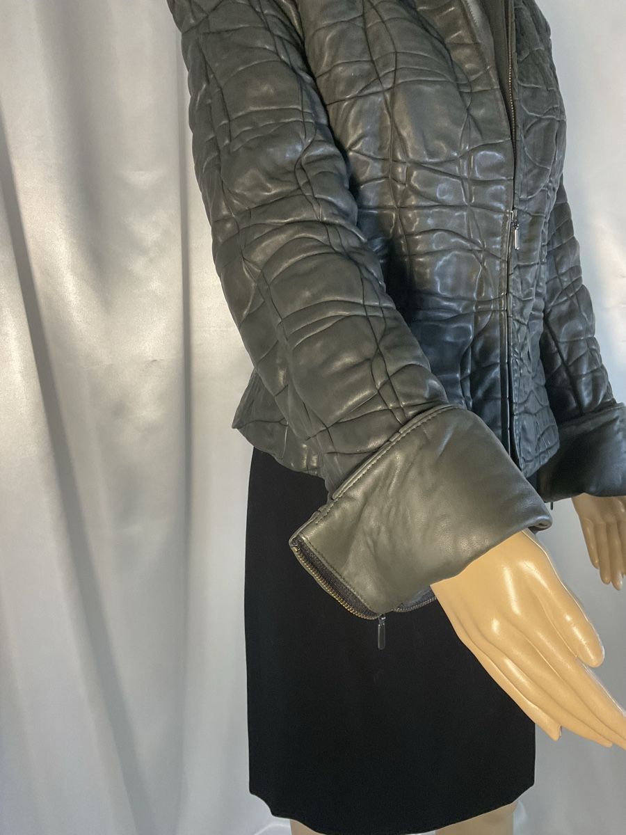Armani Giacche: Armani Lederjacke grau in Grösse 40 – Usato da Mariastein venduto da u_n_6s5w 2