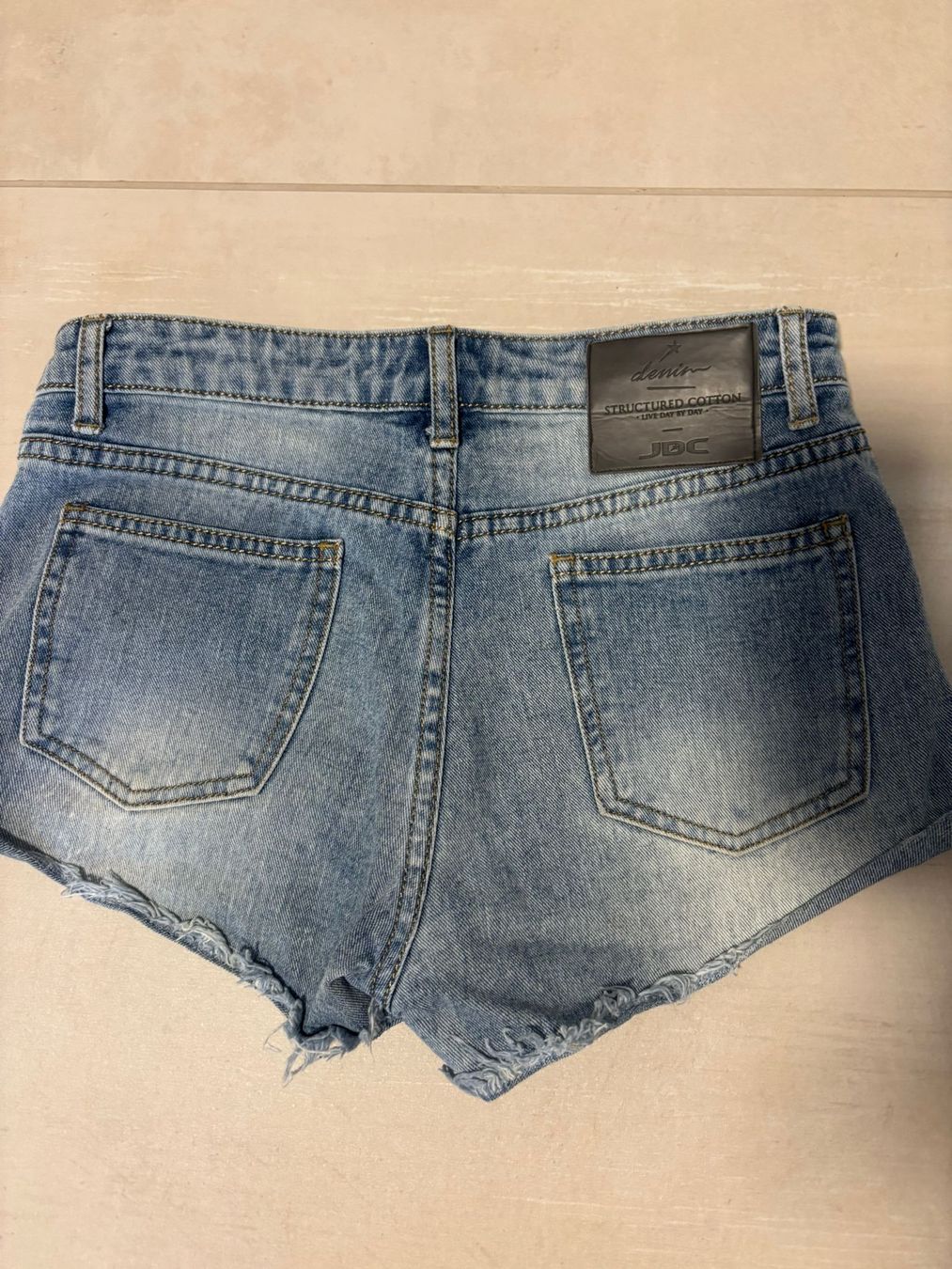 Jeans: Hot Pants JDC – Usato da Bülach venduto da cf96 1
