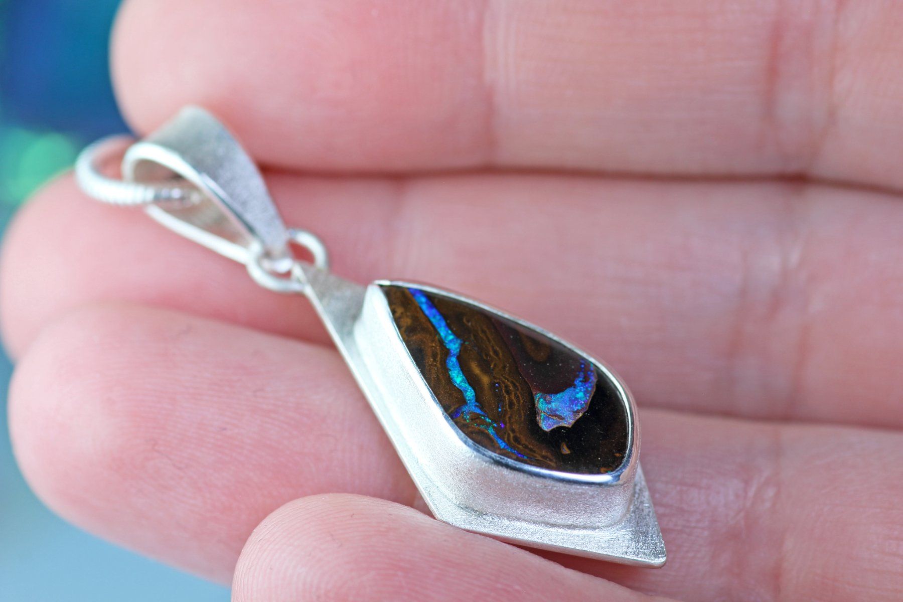 Anhänger: ARCANA LAGUNA Silberanhänger mit australischem Boulder Opal – Neu und originalverpackt aus Bern von OSONO.Design 2