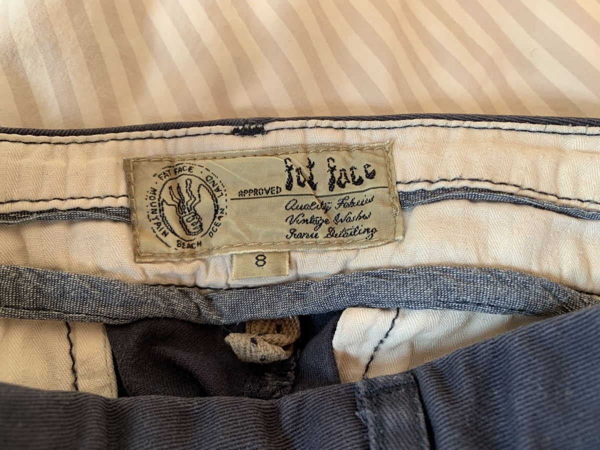 Pantaloni: Blaue kurze Hosen Gr. S – Usato da Frauenfeld venduto da RoseMaylie 2