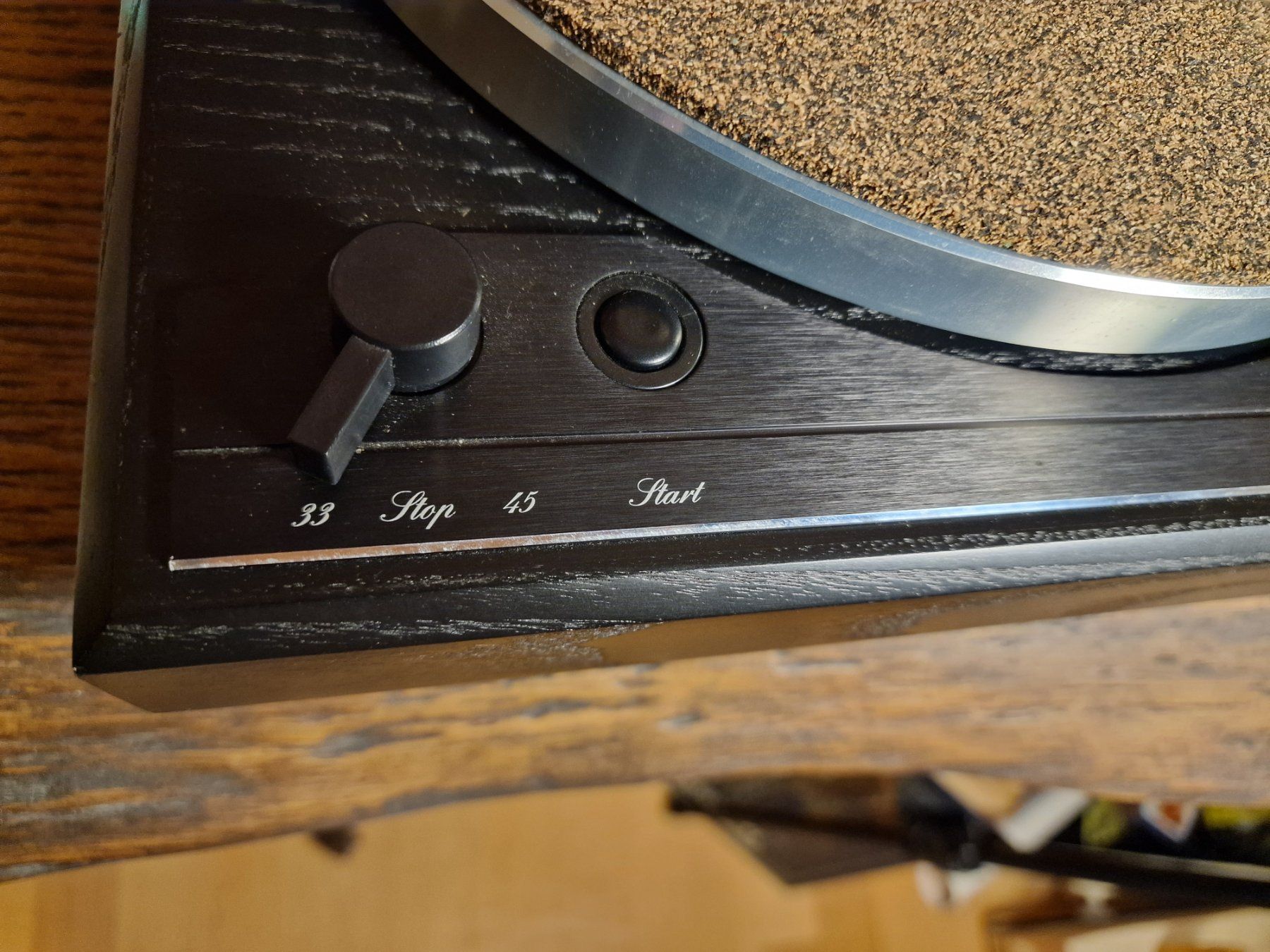 Thorens Giradischi: Wunderschöner Thorens TD2001 Plattenspieler, Technisch Super – Usato da Merenschwand venduto da EVERLAST72 2