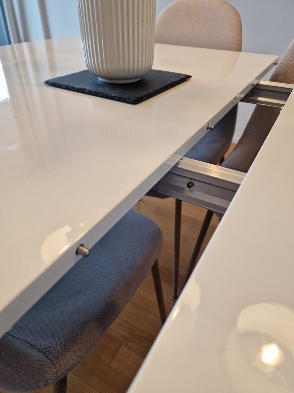 Tische: Extendable table + 6 extensions – Gebraucht aus Zürich von axe_8kjy 1