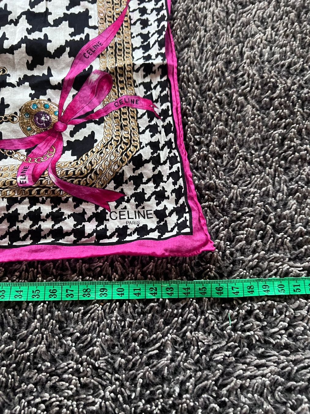 Celine Foulard & Sciarpe: Celine Paris Tuch 45x45 cm Baumwolle – Usato da Winterthur venduto da Dejv 2