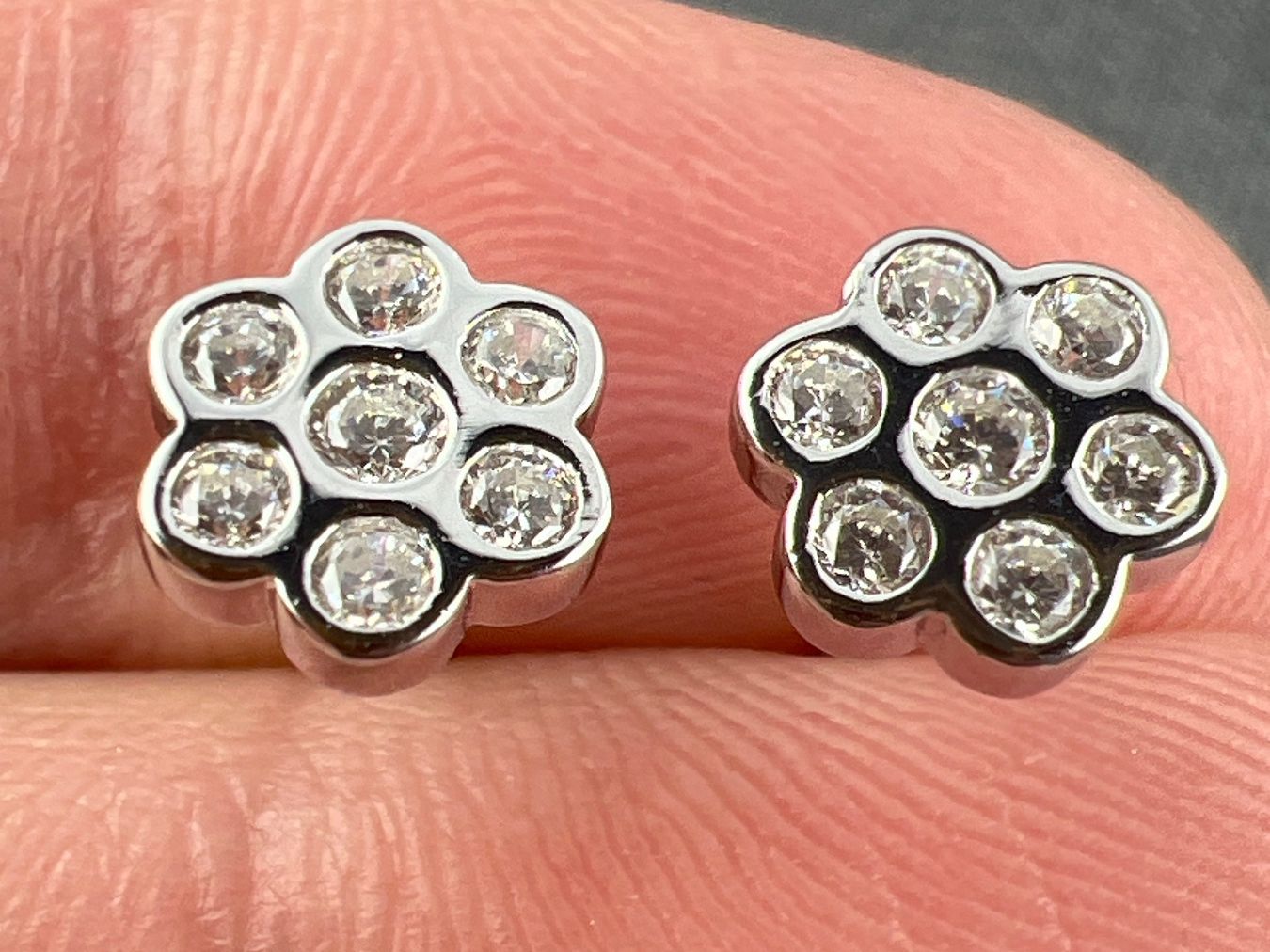 Orecchini pendenti & Orecchini a lobo: Ohrstecker 925 Silber – Usato da Niederuzwil venduto da leo_8857