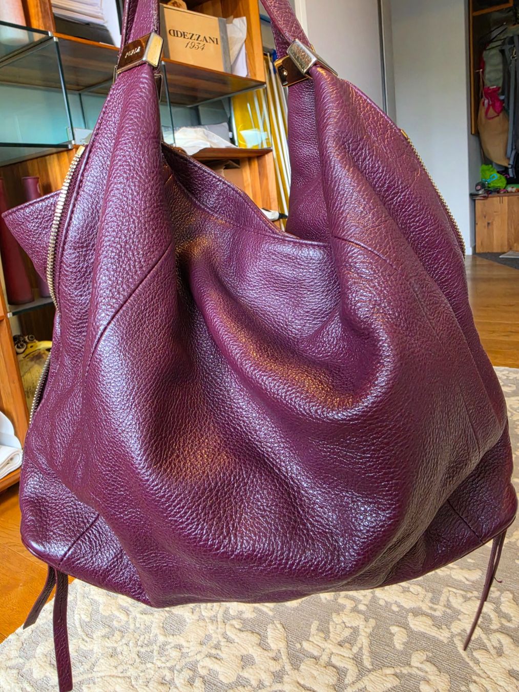 Furla Borse da donna: Beuteltasche FURLA aubergine/pflaume – Usato da Wald AR venduto da Gissgigi 2