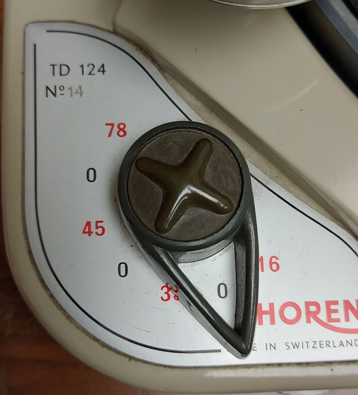 Thorens Plattenspieler: Thorens 224 Baujahr 1962 – Gebraucht aus Herzogenbuchsee von phonowelt 4