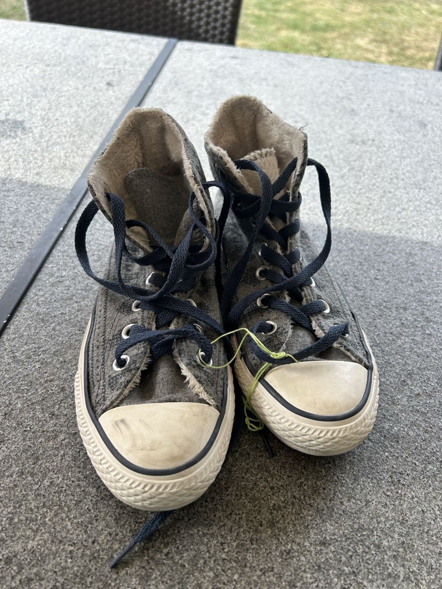 Converse Scarpe da uomo: Baskets Converse montantes gris taille 37 – Usato da Orsières venduto da Maevalais