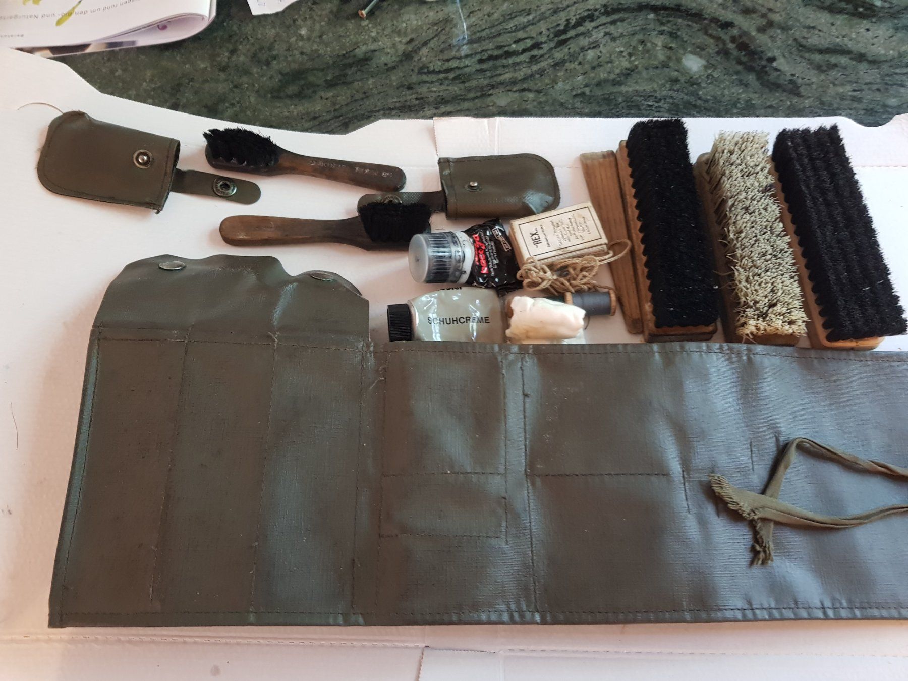 Schweizer Armee Alle Werkzeuge: Schuhputzzeug Militär – Gebraucht aus Ostermundigen von staldis01 1