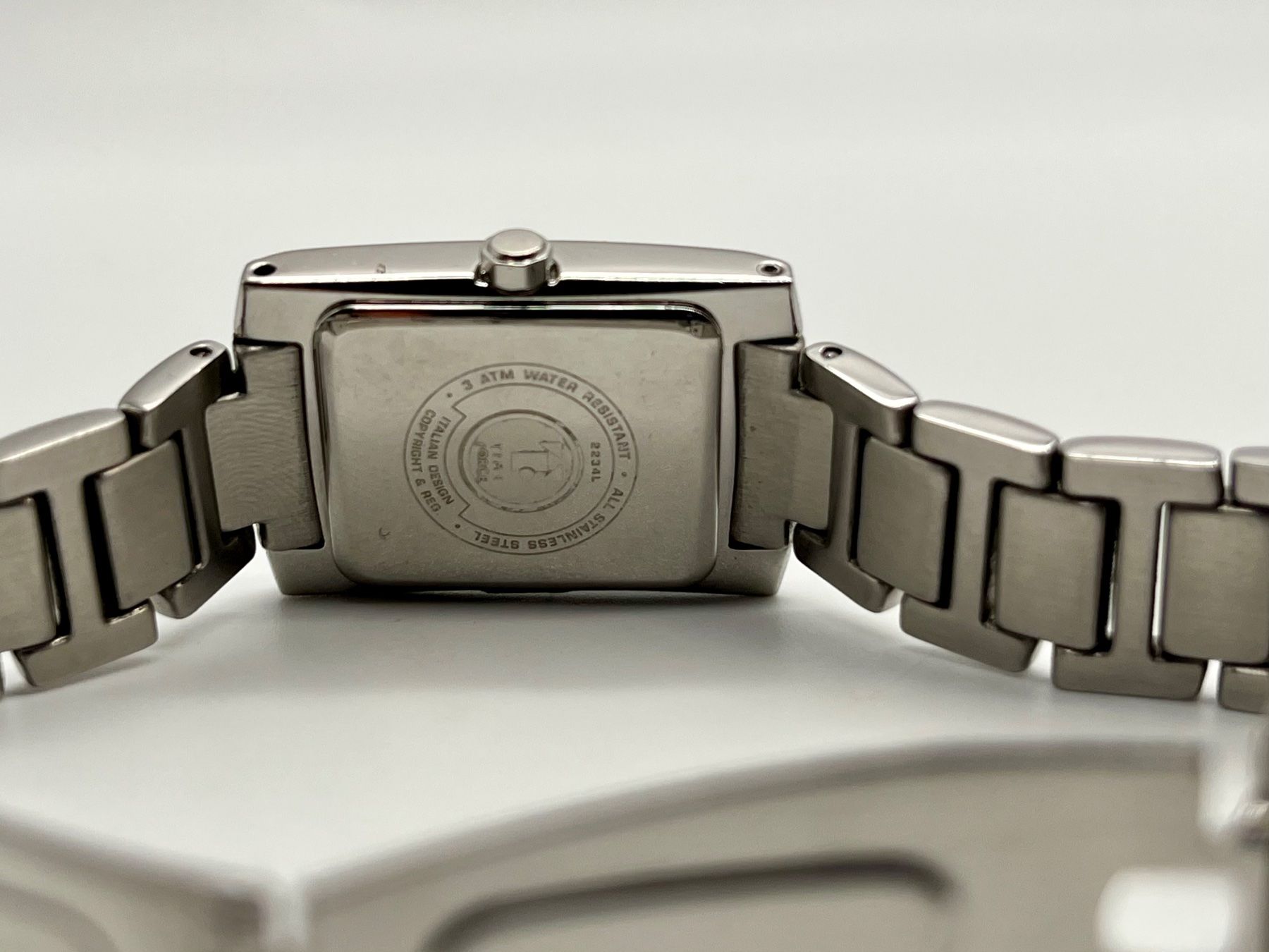 Orologi: Time Force 2234L "Tank" Damenuhr Quarz – Usato da Aarau venduto da VelEis_Watches 3