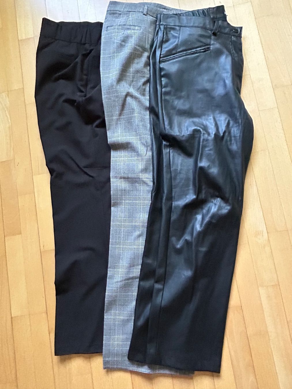 Lotti di vestiti: 3 Stk. Elegante Hosen, Gr. 88 – Usato da Zürich venduto da kiwi1994
