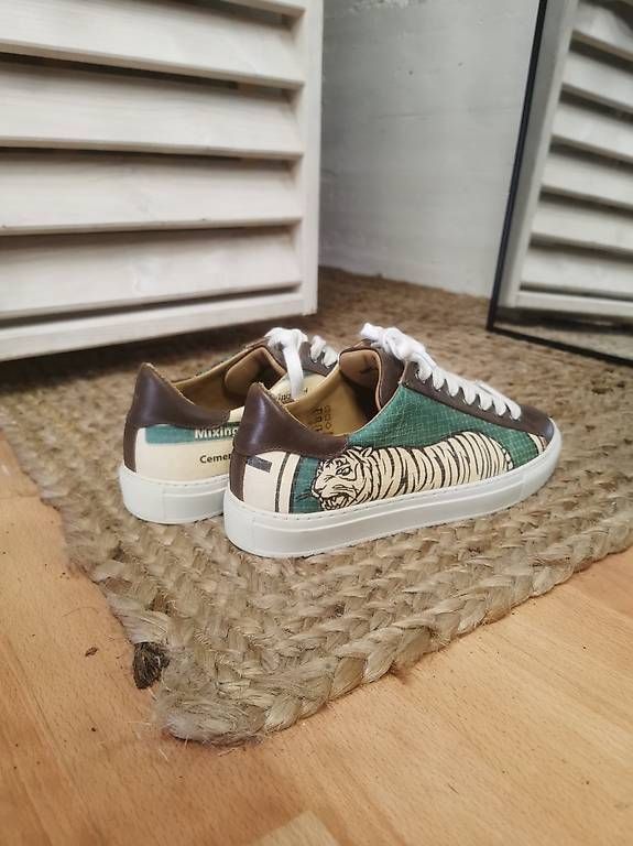Scarpe da donna: Elephbo Schuhe Grösse 37 – Usato da Mitlödi venduto da JSN19 2