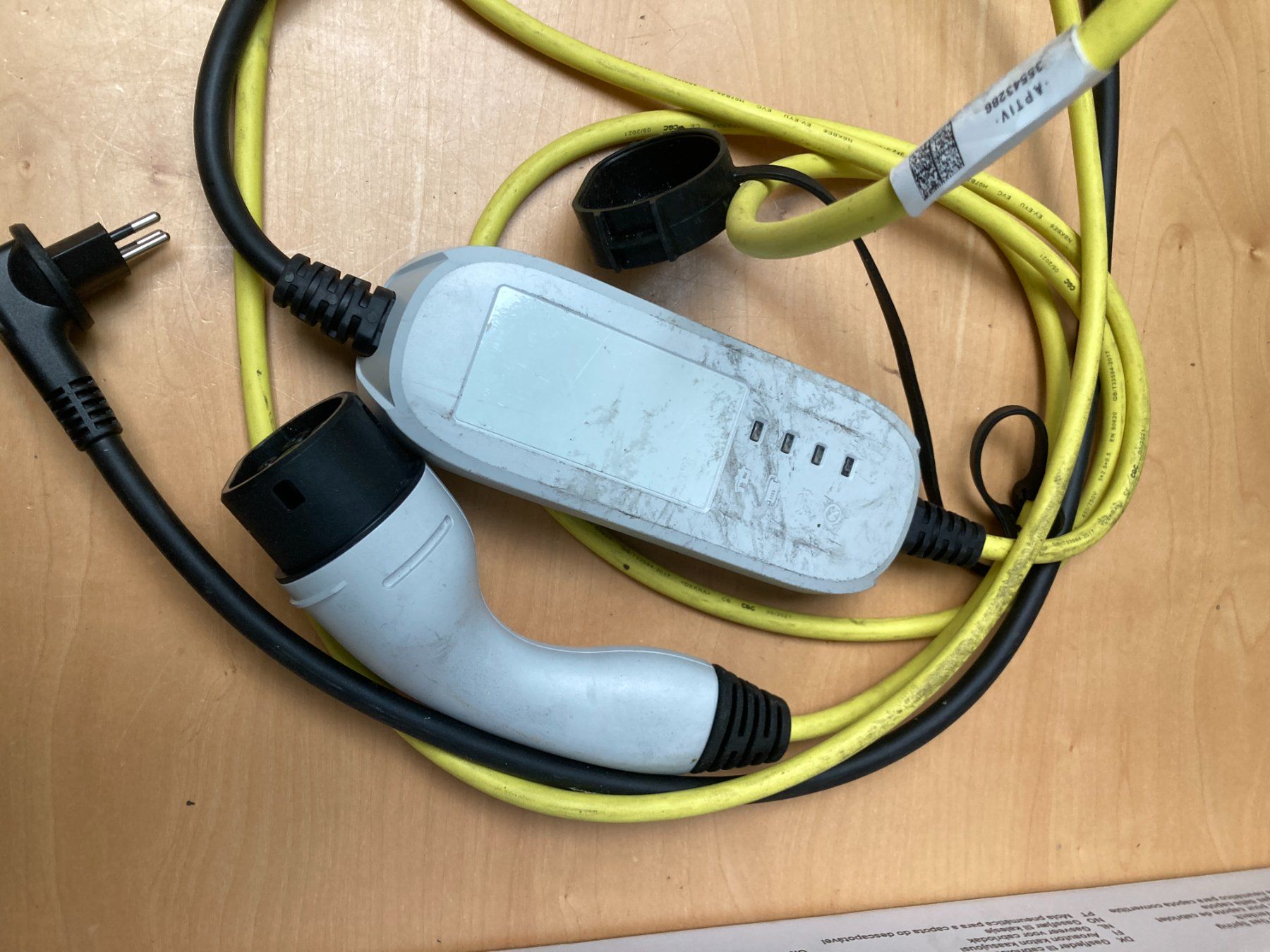 Mennekes Câbles: Ladekabel für Elektroauto - Type 2 – D'occasion à Cham par WB2223 4