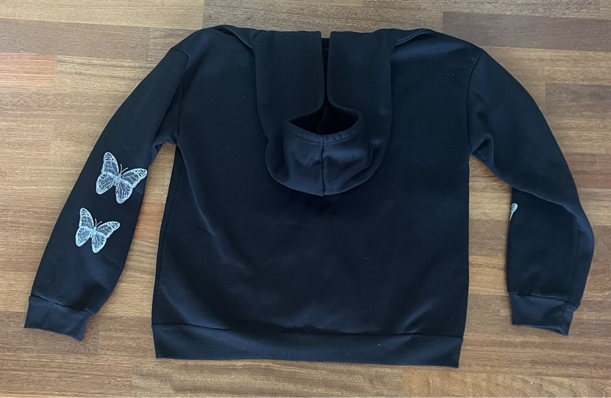 Giacche: Zipper / Jäckli mit Aufdruck – Usato da Rehetobel venduto da ale_gtg5 1