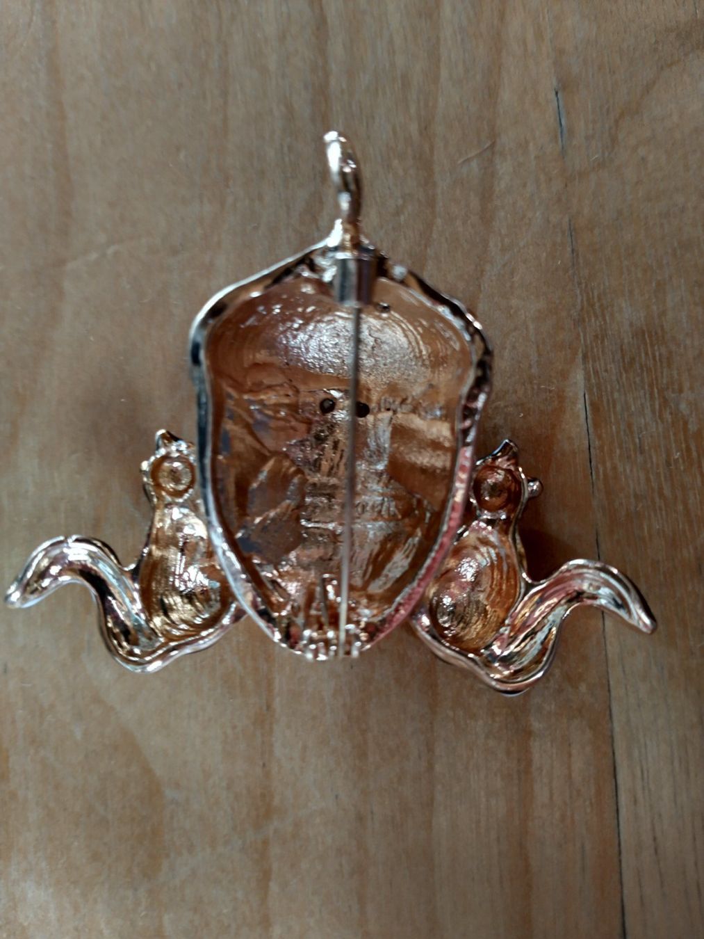 Broschen & Nadeln: Eichhörnchen Brosche mit Eichel, Vintage Stil – Neu (gemäss Beschreibung) aus Löhningen von Chimae67 9