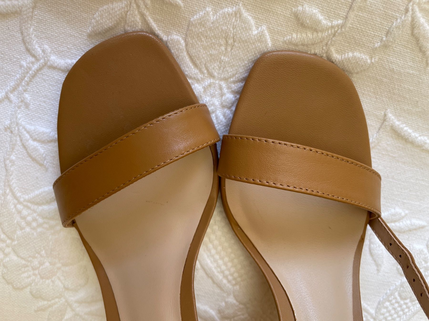 Mango Damenschuhe: Pumps / Sandalen von Mango Gr. 39 - beige – Neu (gemäss Beschreibung) aus Birsfelden von Nic21 9