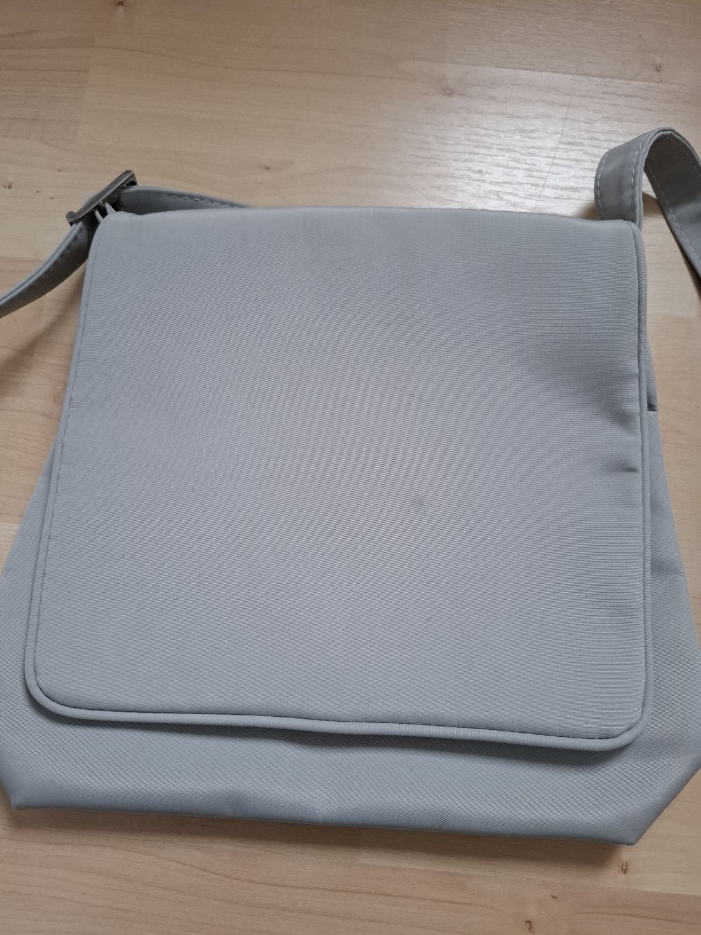 Borse da donna: 2 graue Handtaschen,  Versand auch möglich – Usato da Neuenhof venduto da summer_25 4