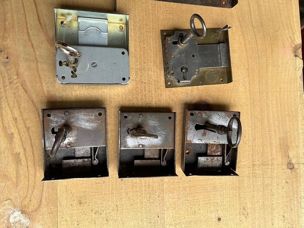 Lucchetti: Sclösser – Usato da Neuenegg venduto da bachopa1 1