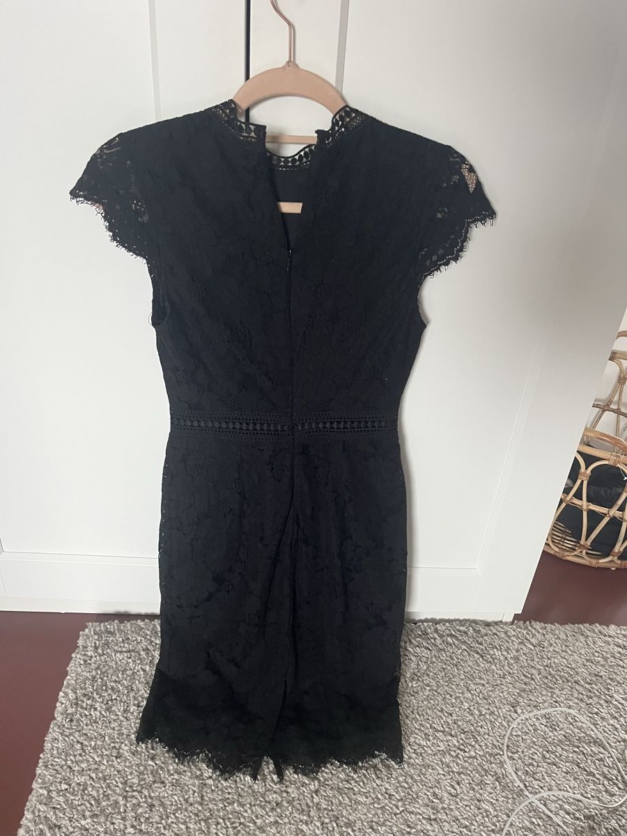 H&M Robes: Spitzenetuikleid – Neuf (Voir description) à Sevelen par sarah_selina 1